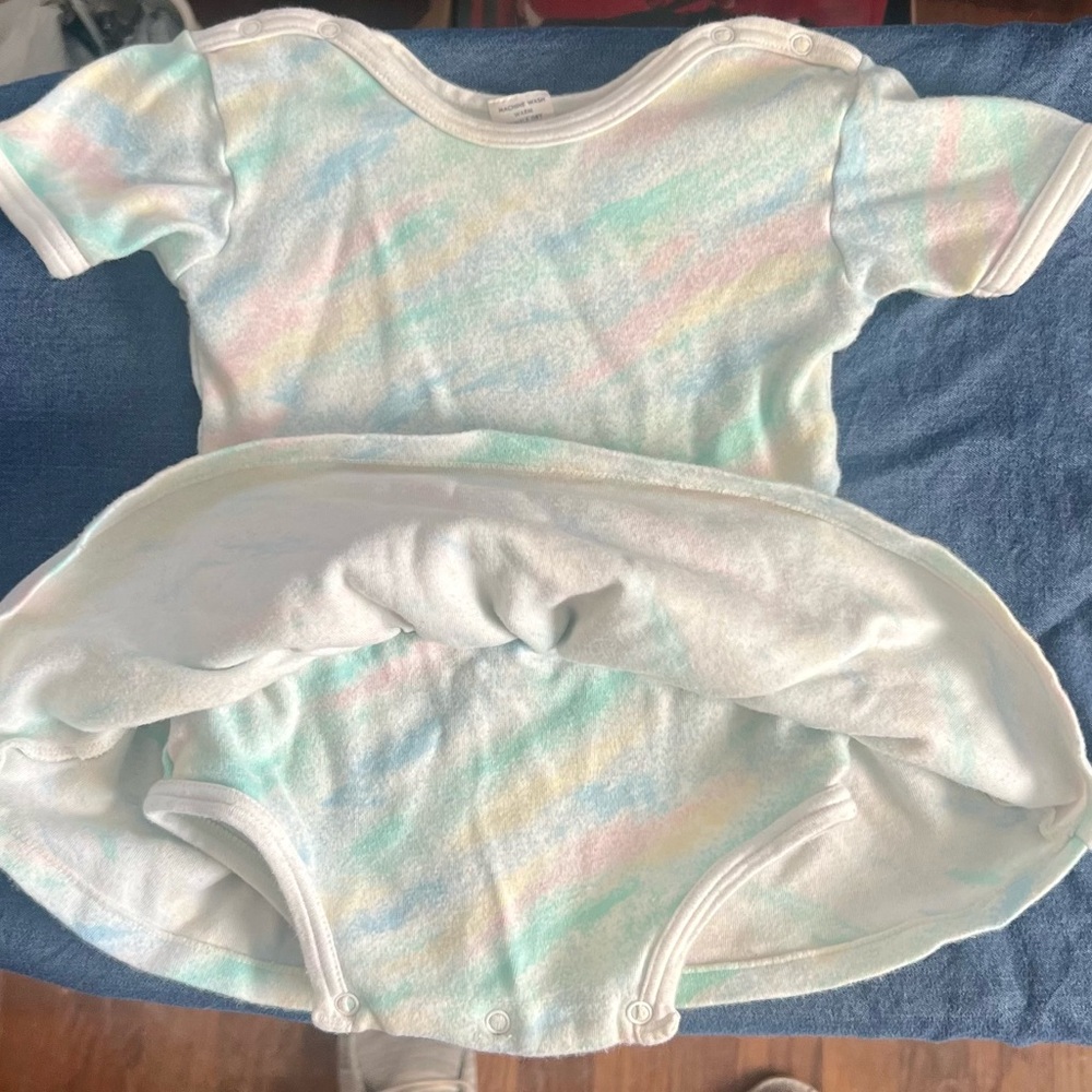 Vintage Soft Pastel Baby Romper - Picture 2 of 3